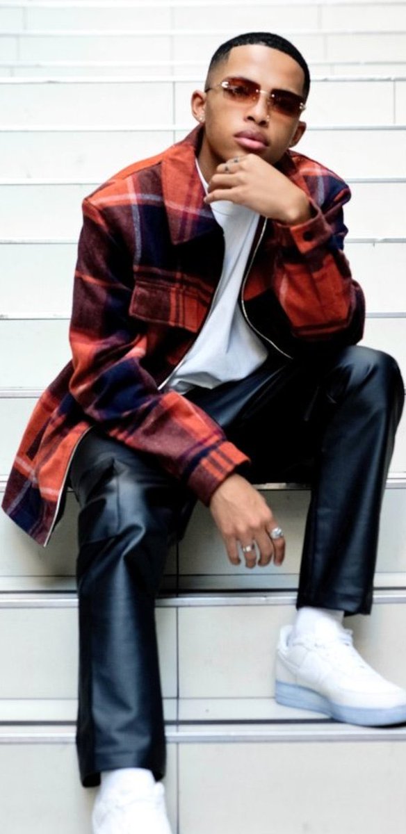 Happy birthday to the latest DJ, may God continue to bless you, may God continue to give you life, we pray for love and comfort. Happiest birthday to you <a href="/Thabangkmazi/">Thabang Mazibuko</a> 🫂🫂