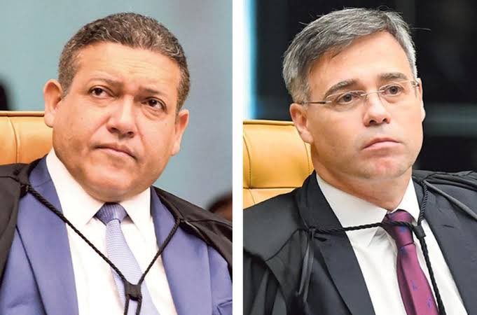 DamaDeFerroTV's tweet image. ENÉRGICOS 
Após “intimação” de Elon Musk pelo X, juízes conservadores do Supremo se revoltam com cardápio do tribunal: cadê a lagosta?
