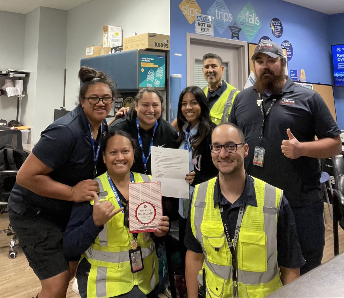 Brandon Cardenaz (@ugemfr) on Twitter photo It’s always a great feeling when you get your STAR flights out on time! Even a better feeling when customers come back later and tell you how much they appreciate your team! <a href="/trylidaa/">Trylida Michael</a> <a href="/mikem1181/">Mike Mueller</a> <a href="/Westcoastmike1/">West Coast Mike</a> <a href="/united/">United Airlines</a> ✈️✈️⭐️⭐️ It’s always a great feeling when you get your STAR flights out on time! Even a better feeling when customers come back later and tell you how much they appreciate your team! <a href="/trylidaa/">Trylida Michael</a> <a href="/mikem1181/">Mike Mueller</a> <a href="/Westcoastmike1/">West Coast Mike</a> <a href="/united/">United Airlines</a> ✈️✈️⭐️⭐️