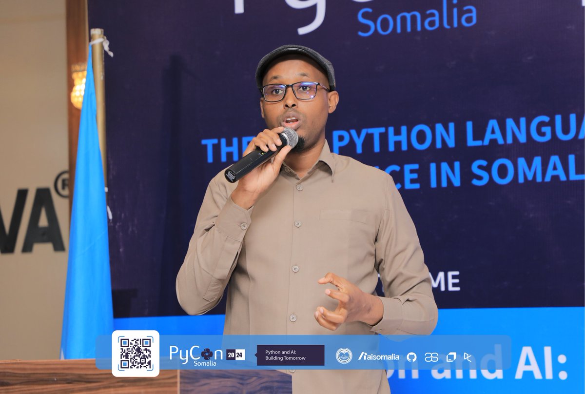 PyConSomalia's tweet image. Dr. Fuad Mire, a Professor and AI Expert in NLP, just captivated the audience at PyCon Somalia 2024 with his session on 'Python in Action: Building and Analyzing Social Media Data – A Somali Perspective.
#PyConSomalia2024 #PythonInAction