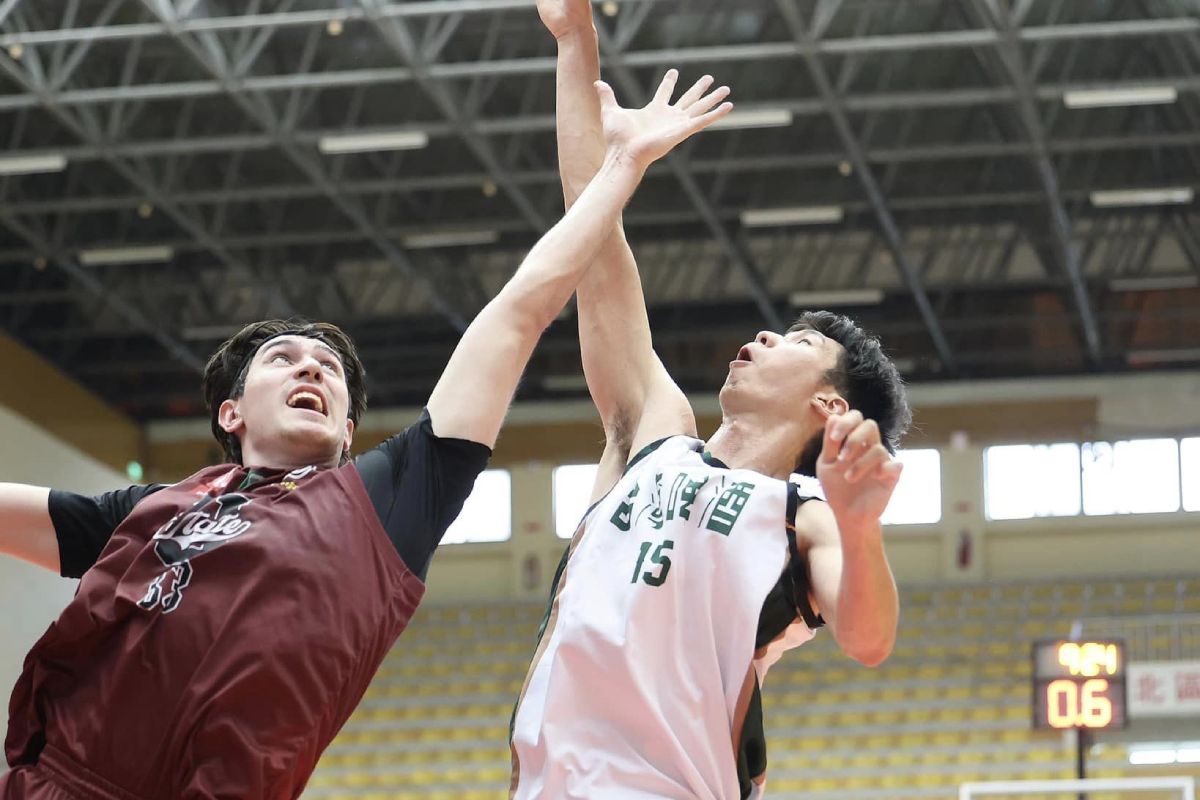 tiebreakertimes's tweet photo. Belmonte's late three, Alarcon's hustle propel UP past Taiwan Beer in #InterleaguePlay
#ReadMore ๐ https://t.co/rangFTofDC https://t.co/rxabO6med5