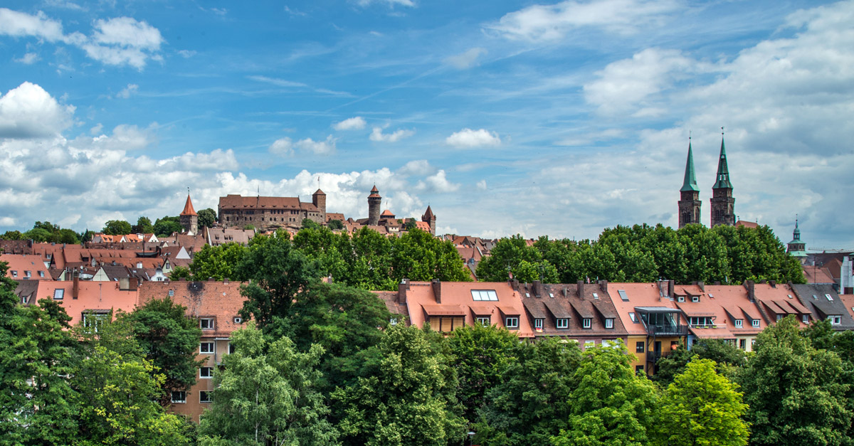 Rekordergebnis bei Übernachtungen: So viele Menschen wie noch nie haben im ersten Halbjahr in #Nürnberg übernachtet. Dieses Ergebnis übertrifft deutlich das bisherige Rekordjahr 2019 um 9,3 Prozent. Woher die Gäste kamen: go.nuernberg.de/UlVnGAvw