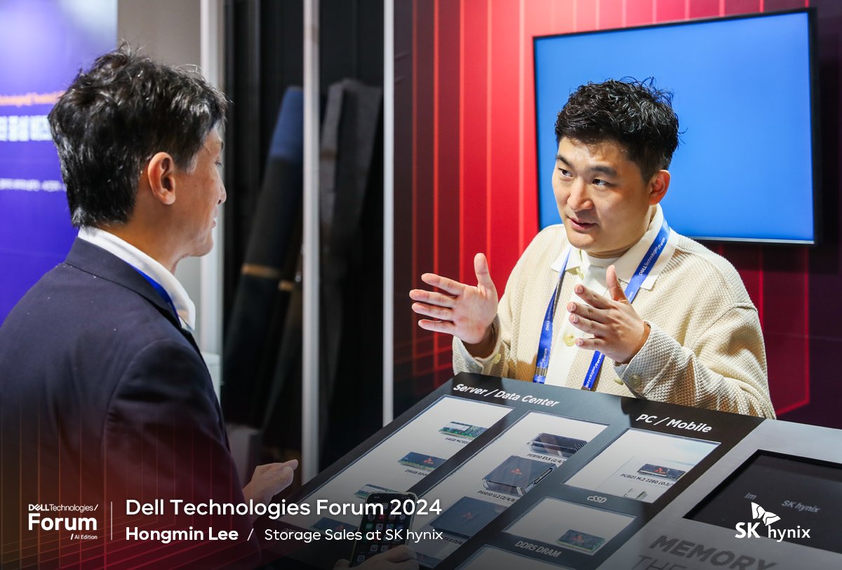 SKhynix's tweet image. Dell Technologies Forum 2024 was a blast! At @SKhynix Booth, we showcased our latest AI memory tech, including #HBM3E, #CMM-DDR5, and #LPCAMM2.
Special thanks to @DellTech Korea President Kevin Kim for visiting our booth, and to everyone who made it memorable!
#SKhynix