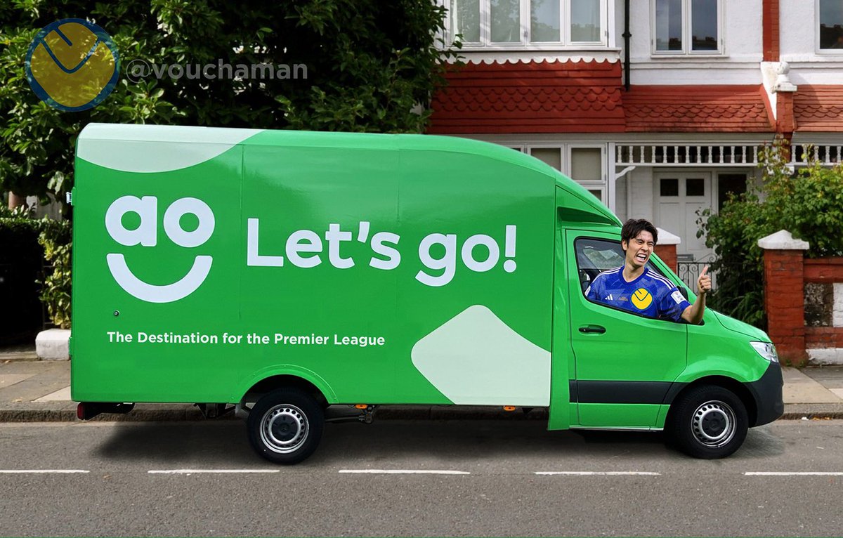 It’s happening 👀 although I can’t for the life of me think of a catchy new song to welcome  Ao Tanaka 🧐 <a href="/LUFC/">Leeds United</a> <a href="/WACCOE1919/">WACCOE1919</a> <a href="/TheSquareBall/">The Square Ball</a>