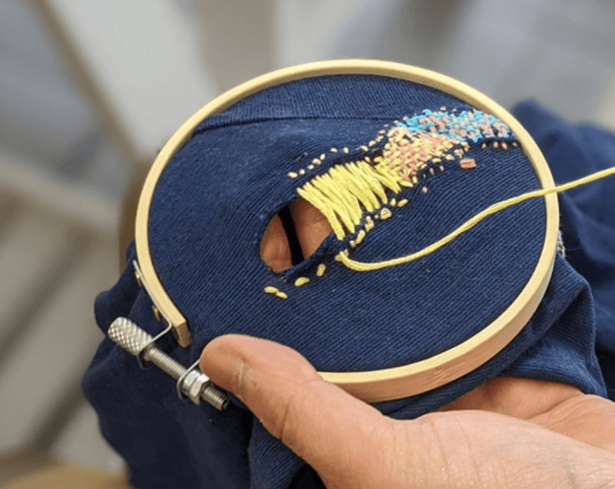 WMGallery's tweet photo. Sunday Mending Club - 22 Sept ! Drop in to the Gallery for a weekend edition of the Monday Mending Club social on the final day of Art Without Heroes: Mingei. With artist &amp; designer Mika Sembongi. DROP IN. FREE. 2-4pm.  #WilliamMorrisDesignLine for @L_D_F 
https://t.co/A0MuVGUuVC https://t.co/aDL4omIf0n