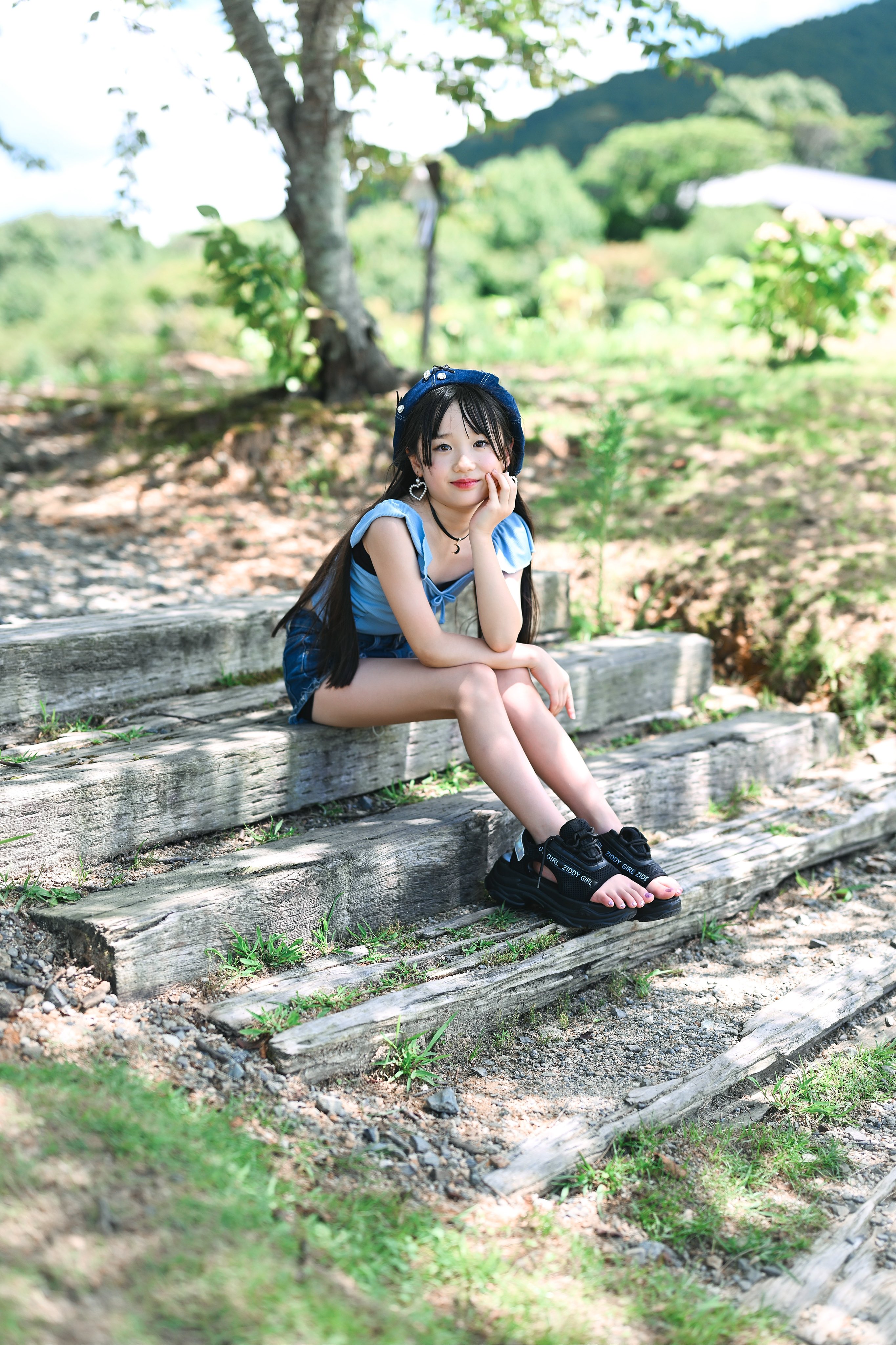 妖艶改ミニボトル 最鏡さぶちゃん　恋ヌールW girls2_official 小川桜花ちゃんがTGCteenで 着ていた @gydajp