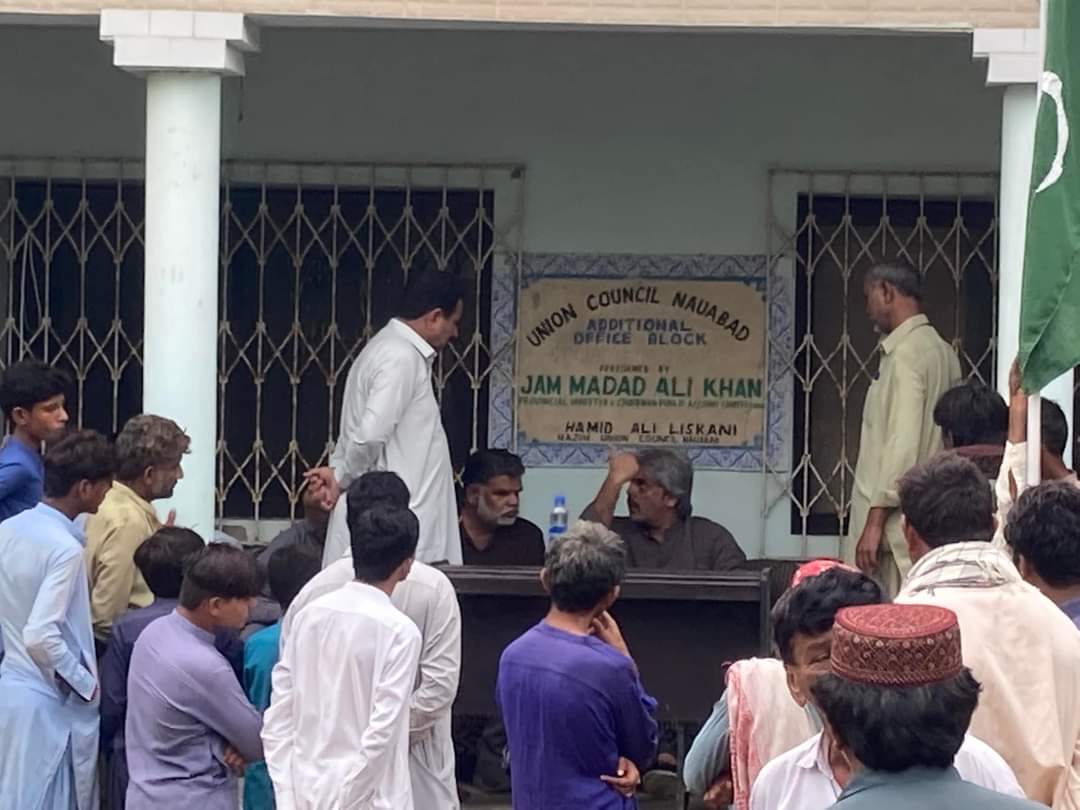 Muhammad Paryal Katohar (@paryalkatohar) on Twitter photo رکن سندھ اسمبلی نوابزادہ جام شبیر علی خان نے مختلف علاقوں کا دورہ کیا
#PS42
29:8:2024
<a href="/BBhuttoZardari/">BilawalBhuttoZardari</a> <a href="/AseefaBZ/">Aseefa B Zardari</a> <a href="/FaryalTalpurPk/">Faryal Talpur</a> <a href="/JamShabbirAli2/">Jam Shabbir Ali</a> رکن سندھ اسمبلی نوابزادہ جام شبیر علی خان نے مختلف علاقوں کا دورہ کیا
#PS42
29:8:2024
<a href="/BBhuttoZardari/">BilawalBhuttoZardari</a> <a href="/AseefaBZ/">Aseefa B Zardari</a> <a href="/FaryalTalpurPk/">Faryal Talpur</a> <a href="/JamShabbirAli2/">Jam Shabbir Ali</a>