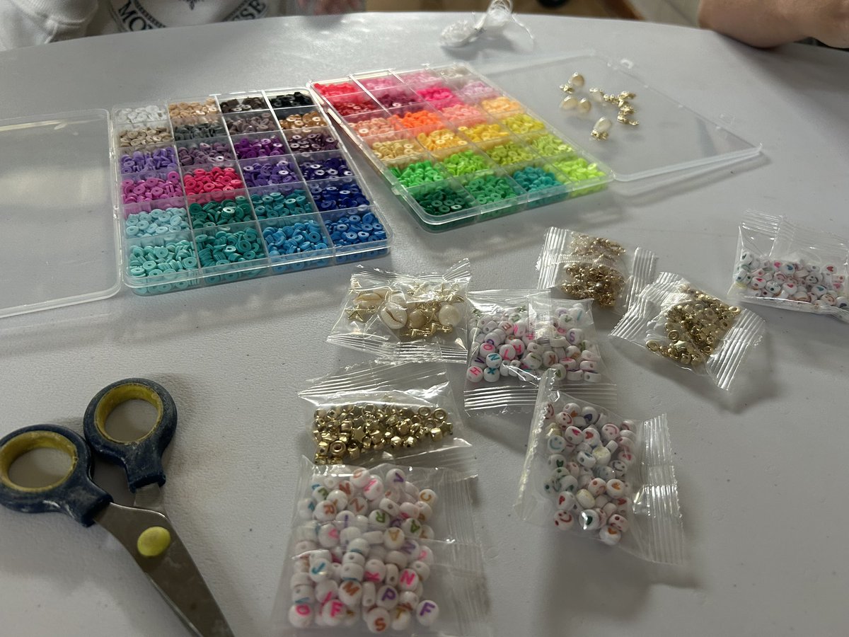 BoxOfFrogs tweet media