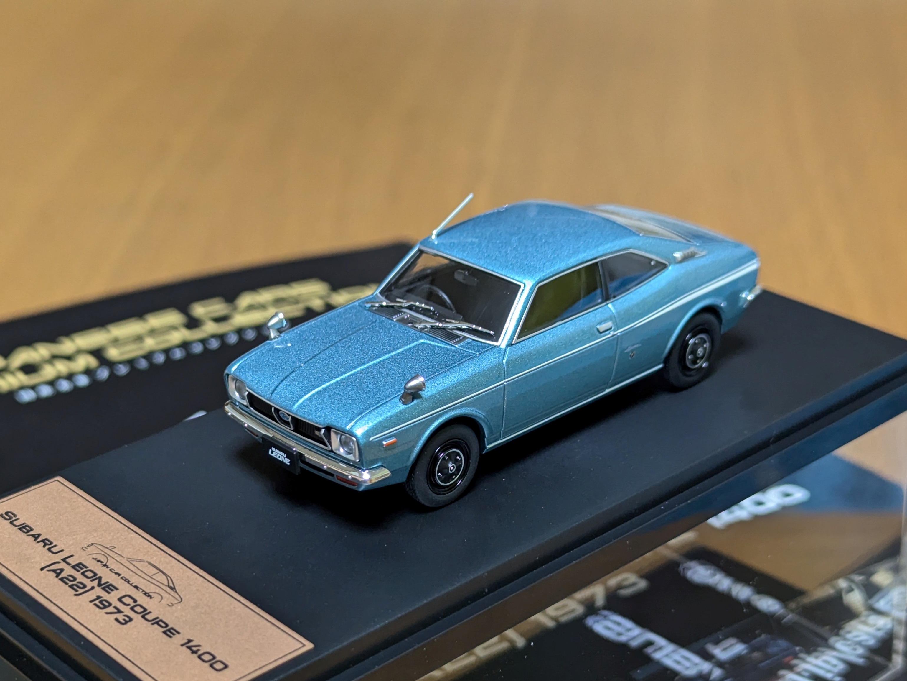 国産名車プレミアムコレクションスバルレオーネクーペ - メルカリ