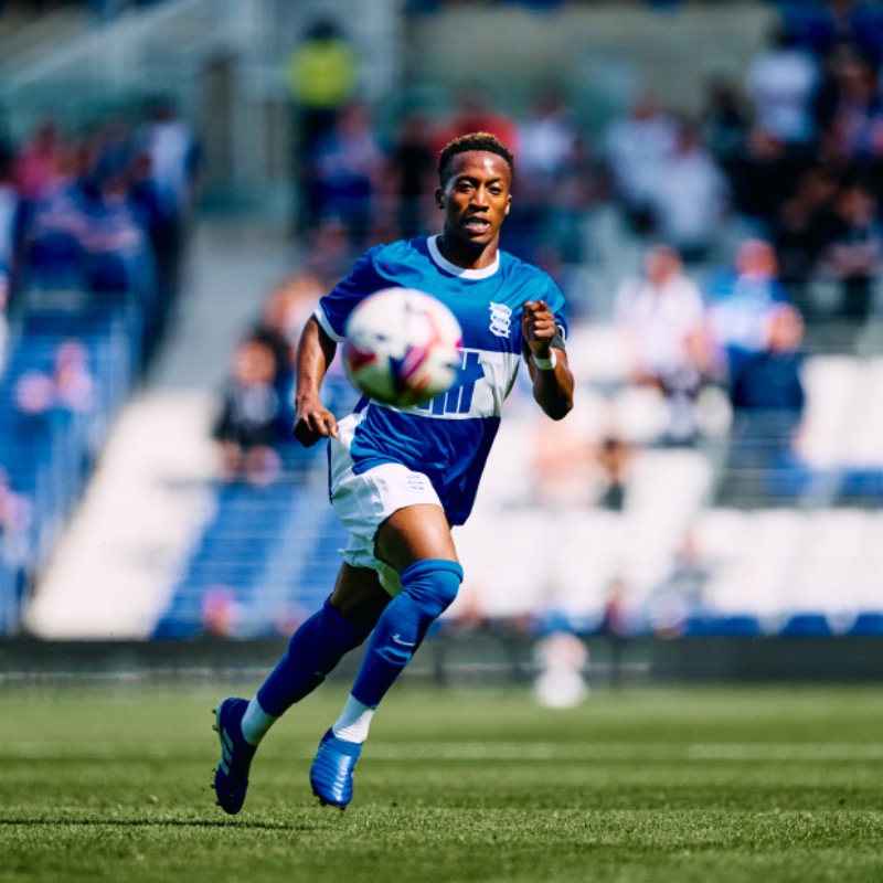 BCFC's tweet photo. Blues can confirm the departure of Siriki Dembele.

The 27-old-winger winger, who joined the Club from AFC Bournemouth last summer, has moved to Oxford United for an undisclosed fee.

Good luck, Siriki! 🔵