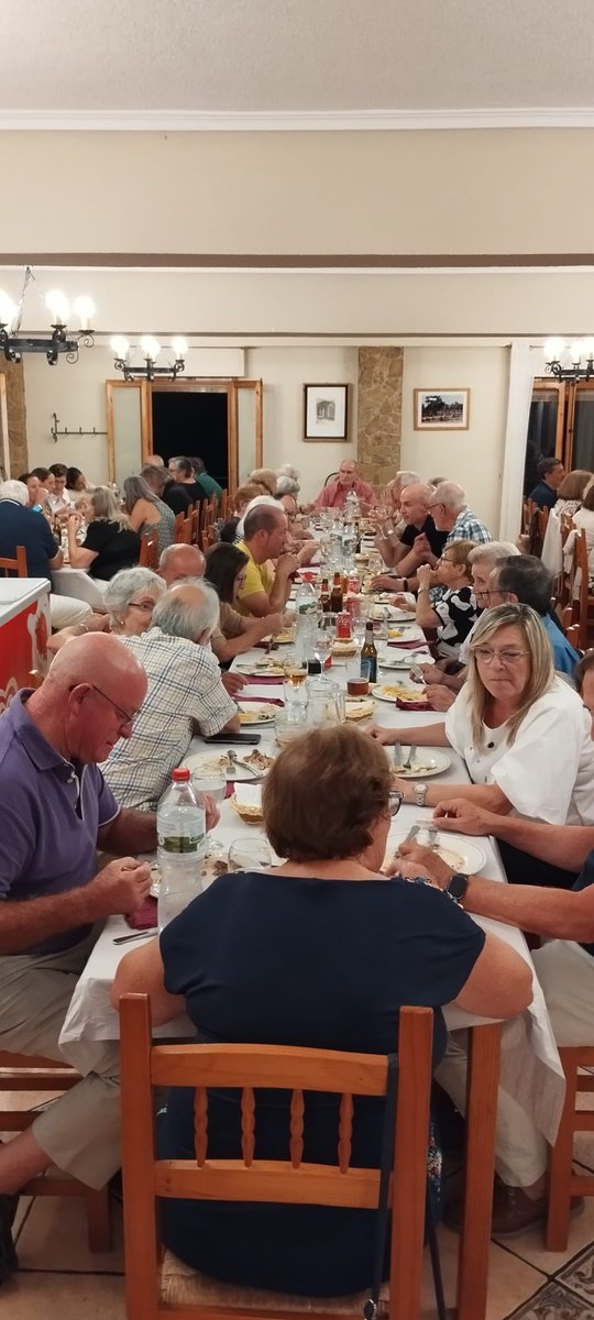 amigosalpuente's tweet photo. Verano 2024 Alpuente
El 22 de agosto se celebró como es tradicional, después de la Asamblea, la cena de hermandad.
https://t.co/xmlX7SzZDb
#ACAA #Verano2024 https://t.co/tR5PHzEW3g