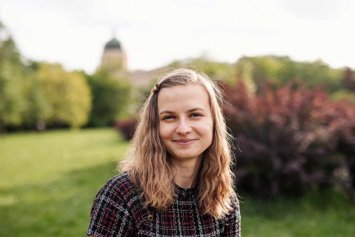 Heng Research Group (@henggroup) on Twitter photo Hi, I am Karolína Slonková, an MSc student from UCT Prague @vscht working with the <a href="/HengGroup/">Heng Research Group</a> at <a href="/ImperialChemEng/">Imperial ChemEng</a>. My 2-month internship is focused on the regeneration of APIs‘ crystals in common-use solvents. Hi, I am Karolína Slonková, an MSc student from UCT Prague @vscht working with the <a href="/HengGroup/">Heng Research Group</a> at <a href="/ImperialChemEng/">Imperial ChemEng</a>. My 2-month internship is focused on the regeneration of APIs‘ crystals in common-use solvents.