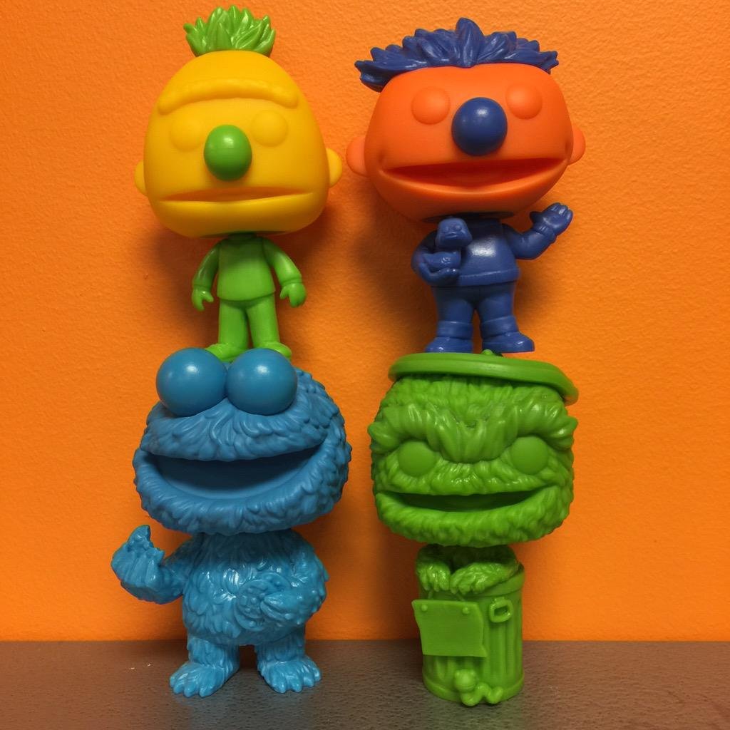 pop_holmes's tweet photo. Are You fan of the old Sesame Street Funko Pops ?
Heres some og Sesame streets Funko proto
Thanks @funko
#sesamestreet #originalfunko #proto101 #funkoproto
#cookiemonster #oscarthegrouch https://t.co/Aur5DOYE1j