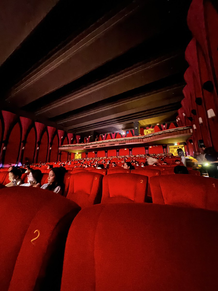 เป็นการดูหนังที่ตื่นเต้นนนนนที่สุดในชีวิต

LINGLING MAJOR FANDOM
#เมเจอร์xหลิงจังจอมแก่น