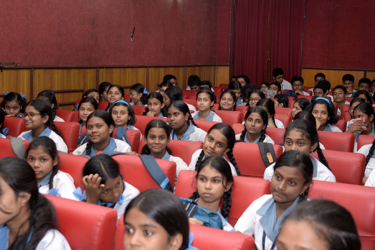 BITMKolkata's tweet image. #PopularTalk &apos;Weather on Earth&apos; by Shri Rabindra Goenka, Weather Ultima Bharat and #ScienceDemonstrationLecture &apos;Weather on Other Planets&apos; - at @BITMKolkata, a Unit of @ncsmgoi, @MinOfCultureGoI - on August 29, 2024.

#BetiBachaoBetiPadhao #NSpD2024 @isro