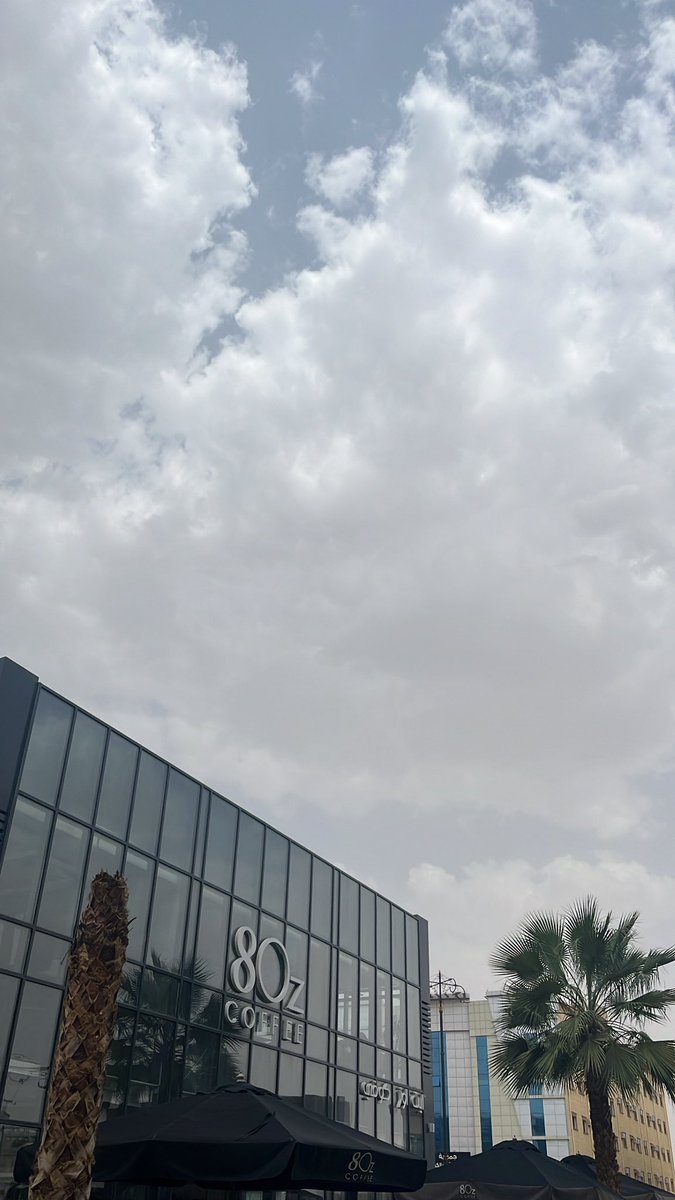 ra_ghad20's tweet photo. عشوائيات ظهريه الاوف❤️‍🩹 https://t.co/HlB51fCtuN