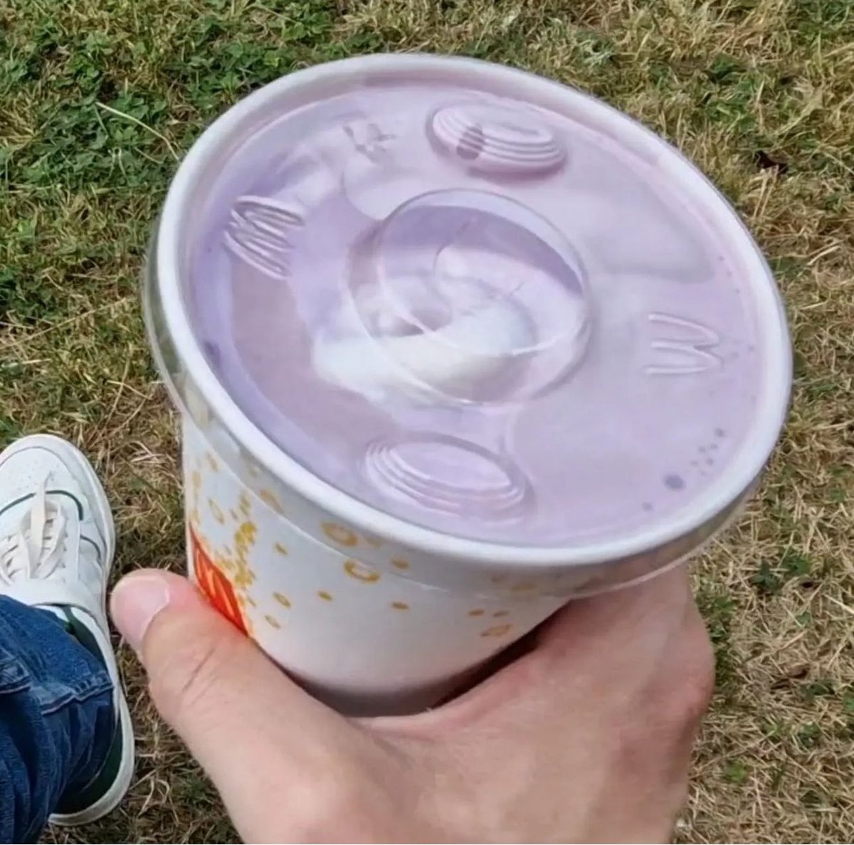 Anfunny's tweet image. 1. Grimace Blueberry Shake in the USA
2. Grimace Blueberry Shake in the UK

We get nothing nice in this country.