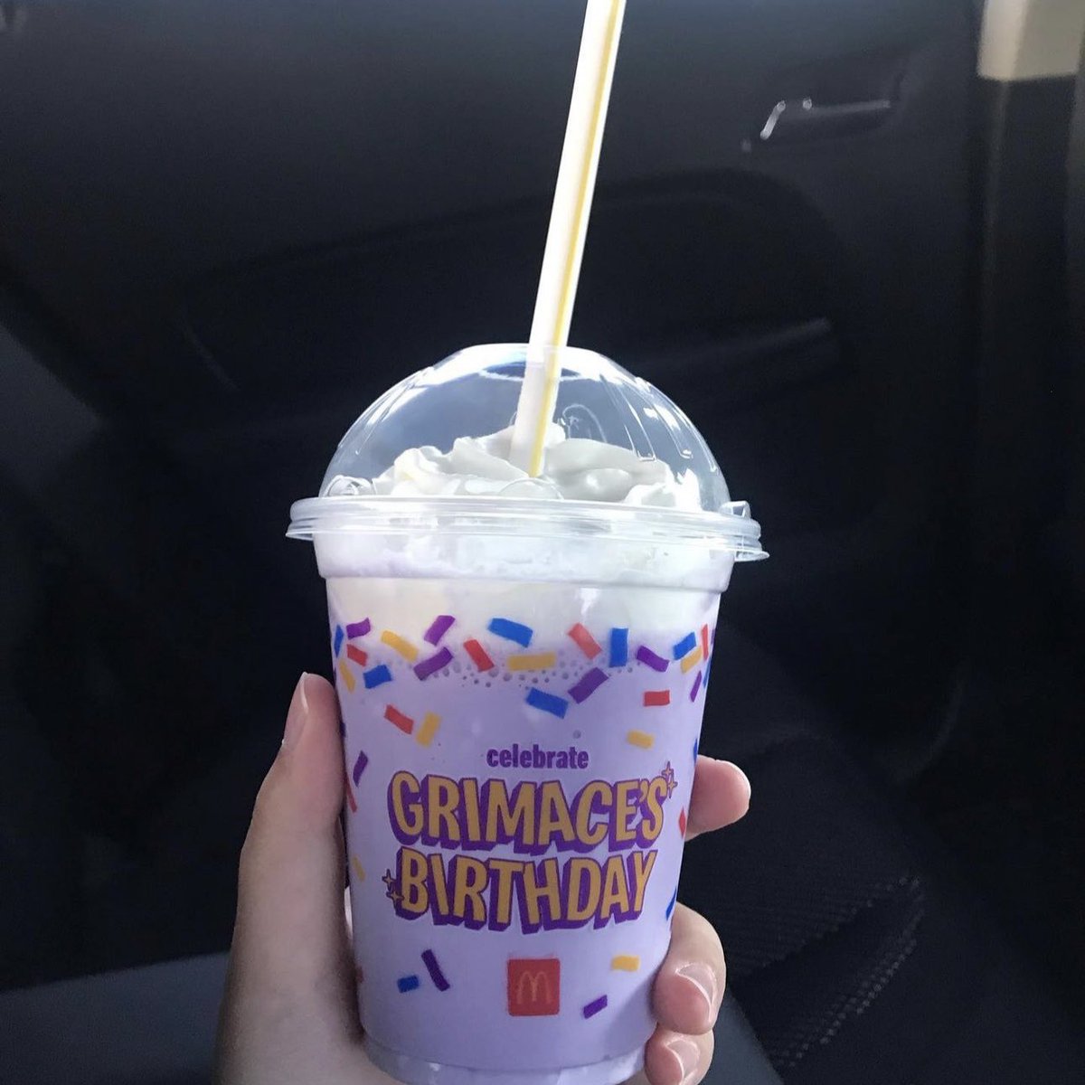 Anfunny's tweet image. 1. Grimace Blueberry Shake in the USA
2. Grimace Blueberry Shake in the UK

We get nothing nice in this country.