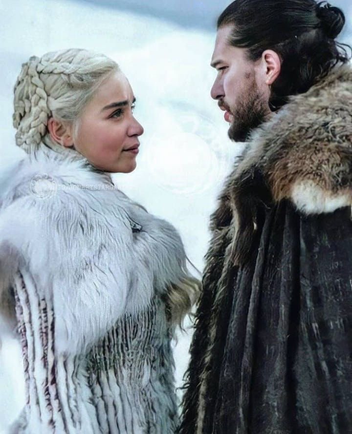 DloPashaei's tweet photo. to see you again..•
#jonsnow #dany 
#دلووپاشايى https://t.co/dzyvRiygtk