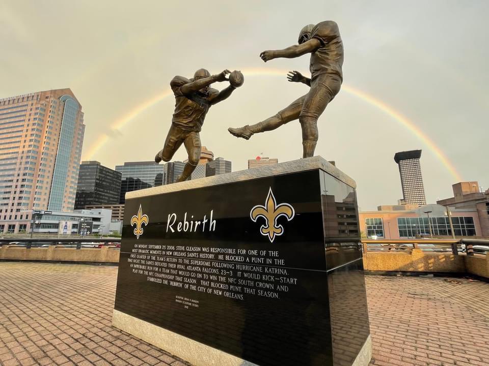 BootKreweMedia's tweet image. 19 Years ago today, Hurricane Katrina struck New Orleans, forever altering our city and livelihood.

Yet, in true New Orleanian spirit, we remained strong and resilient. 

⚜️⚜️⚜️⚜️⚜️⚜️⚜️⚜️⚜️⚜️⚜️⚜️