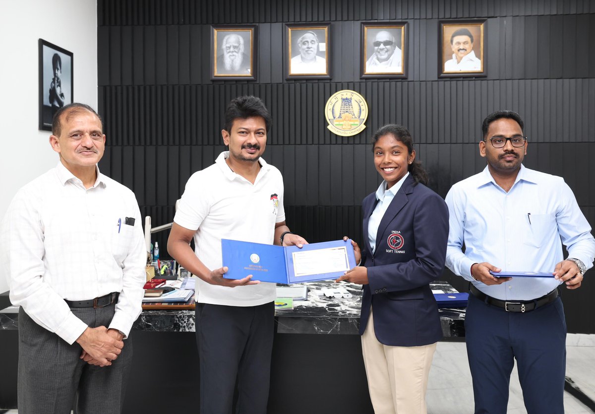 Udhaystalin's tweet photo. விளையாட்டுத்துறை திறமையாளர்களுக்கு பொருளாதாரம் ஒரு தடையாக இருக்கக் கூடாது என்பது நம்முடைய மாண்புமிகு முதலமைச்சர் அவர்களின் எண்ணம்.

எனவே, இளைஞர் நலன் மற்றும் விளையாட்டு மேம்பாட்டுத்துறை சார்பில் தமிழ்நாடு சாம்பியன்ஸ் அறக்கட்டளையைத் தொடங்கி பல்வேறு உதவிகளை தொடர்ந்து செய்து வருகிறோம்.

அந்த வகையில், தென் கொரியாவில் நடைபெறவுள்ள 17th World Soft Tennis Championship போட��டியில் இந்தியா சார்பில் பங்கேற்கவுள்ள தமிழ்நாட்டைச் சேர்ந்த Soft Tennis வீராங்கனைகள் தங்கைகள் ராகஸ்ரீ, திருமங்கை, யாழினி ஆகியோரின் பயணம், விசா செலவு, தங்குமிடம், உணவு, பயிற்சி மற்றும் போட்டியில் பங்கேற்பதற்கான கட்டணம் போன்ற செலவினங்களுக்காக தலா ரூ.2.50 லட்சம் வீதம் மொத்தம் ரூ.7.50 லட்சத்துக்கான காசோலைகளை இன்று வழங்கினோம்.

தமிழ்நாட்டிலிருந்து புறப்படும் நம் வீராங்கனைகள் த���ன் கொரியாவில் வெற்றிக்கொடி நாட்டட்டும்.

@SportsTN_ @Atulyamisraias #JMeghanathaReddyIAS