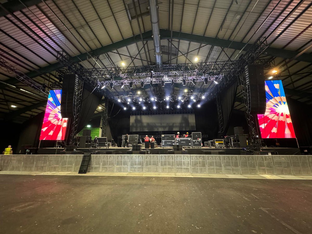 PIXIES tweet media