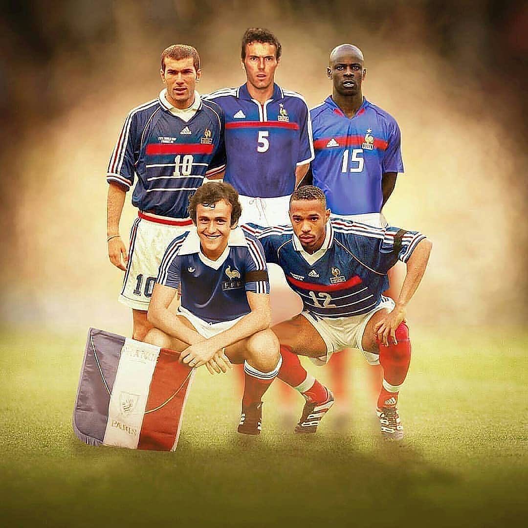 90sfootball's tweet photo. Which 5⃣-a-side team wins? 

(🖼️ via @433) https://t.co/vMv5ZTFlxO