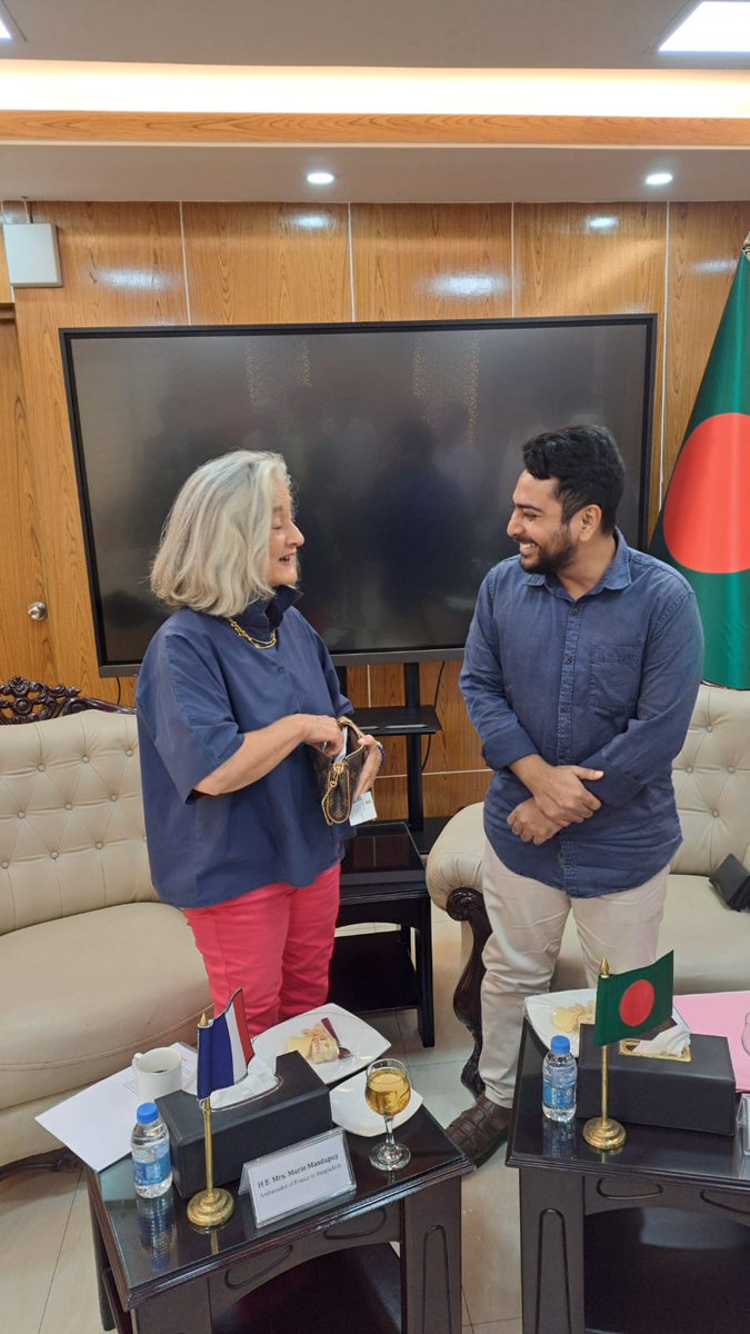 FRauBangladesh's tweet image. Very stimulating meeting with Hon&apos;ble Adviser in charge of ICT, Post and Telecom, and Information &amp;amp; Broadcasting this afternoon #Connectivity #InternetForAll #StudentsPower #RiskPrevention #FreedomOfExpression #MediaFreedom