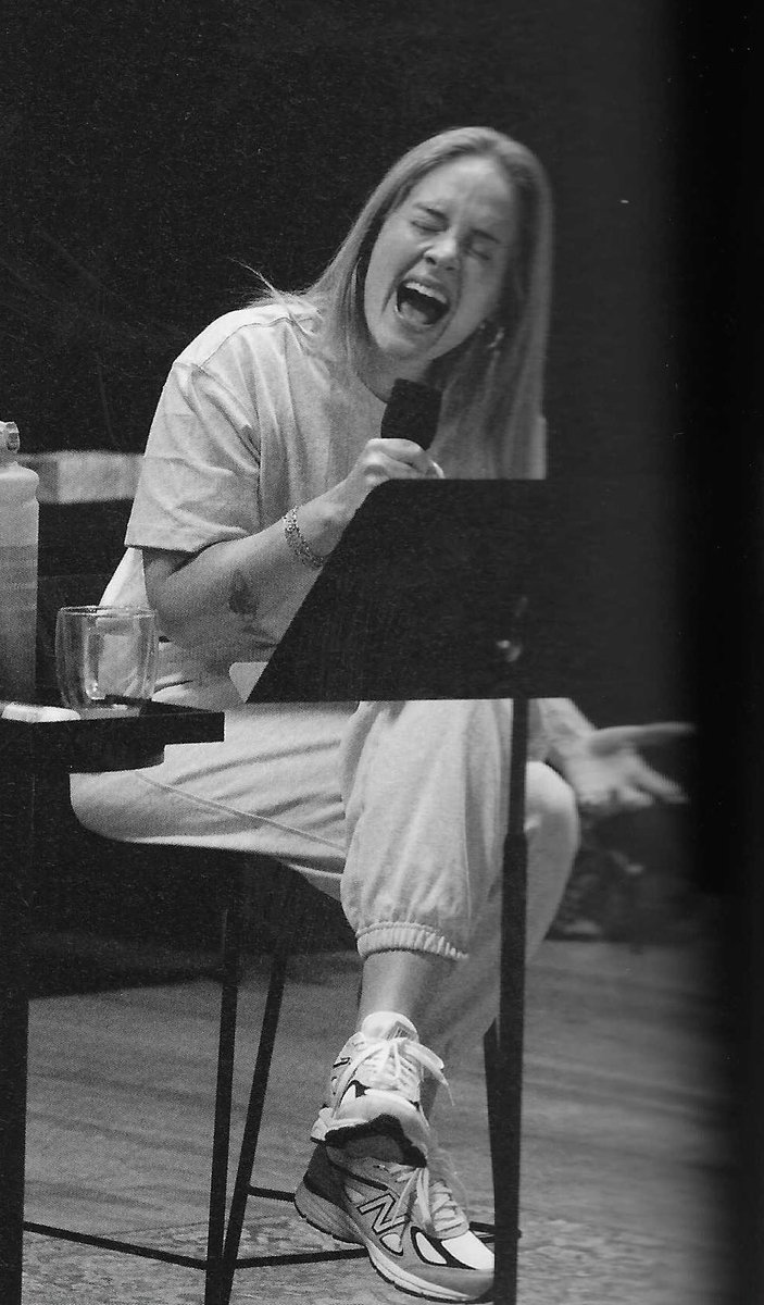 adelesjosh's tweet image. 