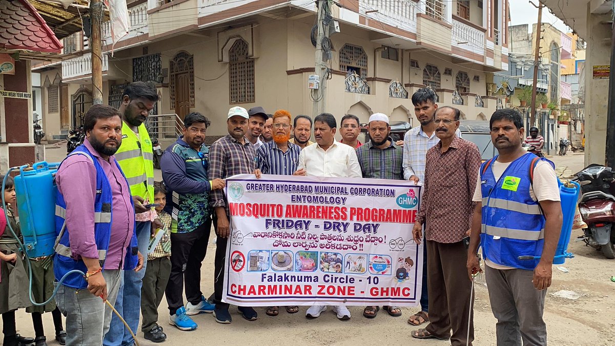 AFalaknuma's tweet photo. Hon'ble Corporater MD Saleem sab  and Deputy Commissioner madam ,local public and Entomology staff  Vector Borne Diseases Awareness programme conducted in Bondilguda Basthi Dawakana Doodhbowli Division Circle 10 Charminar Zone https://t.co/4DrZuPE4eR
