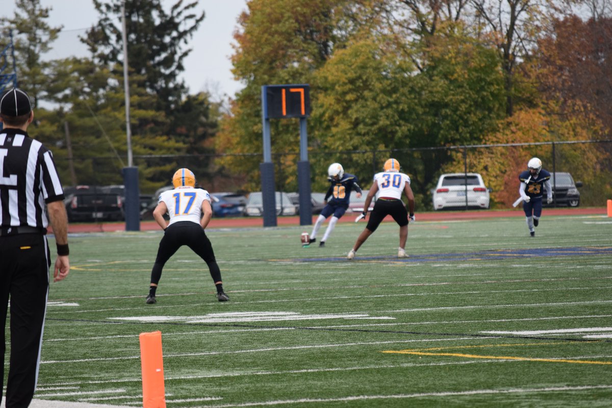 Jim Hamilton (@jimhamfbc) on Twitter photo From the Specialist <a href="/SienaHeightsFB/">Siena Heights University Football</a> Good Luck to all the High School Football teams kicking off their seasons! From the Specialist <a href="/SienaHeightsFB/">Siena Heights University Football</a> Good Luck to all the High School Football teams kicking off their seasons!
