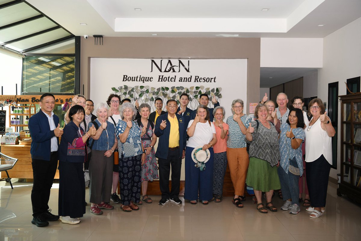 29 ส.ค.67 นายเสริมศักดิ์ พงษ์พานิช รัฐมนตรีว่าการกระทรวงการท่องเที่ยวและกีฬา หารือร่วมสมาคม-ผู้ประกอบการ แพร่ น่าน  ณ ห้องประชุมวัดดอนมูล อำเภอเมืองน่าน จังหวัดน่าน