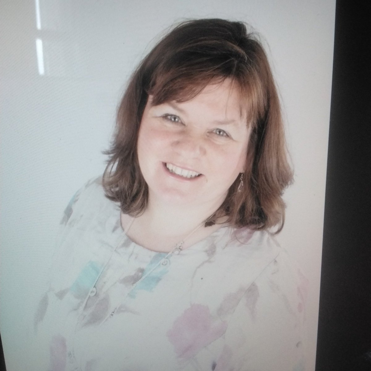 Countess of the Cotswolds tweet media