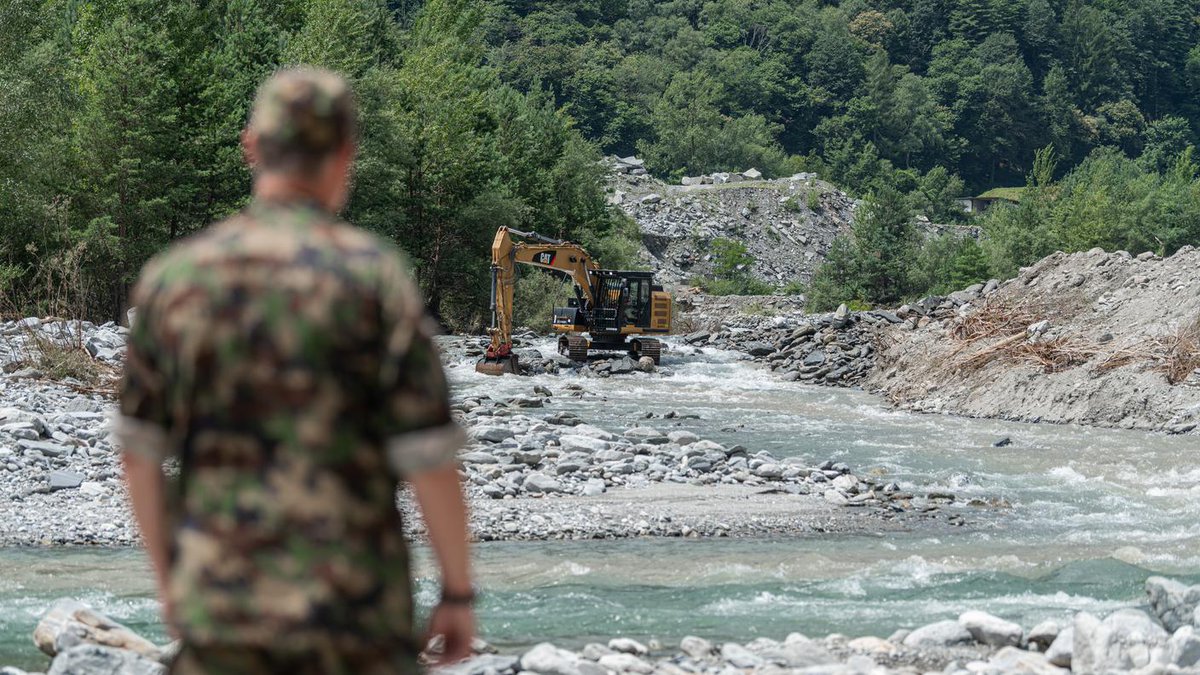 RSI (@rsionline) on Twitter photo 𝗟’𝗲𝘀𝘁𝗮𝘁𝗲 𝗱𝗲𝗹𝗹𝗲 𝗮𝗹𝗹𝘂𝘃𝗶𝗼𝗻𝗶
In diretta da Cevio, Prato Sornico e Lostallo, una serata speciale per affrontare le complesse sfide del presente e del futuro. Questa sera alle 20:40 su LA 1.
<a href="/rsiinfo/">Reynolds Services</a> <a href="/CeschiReto/">Reto Ceschi</a> <a href="/sharonbsha/">sharon bernardi</a> <a href="/giovamarci/">Giovanni Marci</a> @paggidavide 𝗟’𝗲𝘀𝘁𝗮𝘁𝗲 𝗱𝗲𝗹𝗹𝗲 𝗮𝗹𝗹𝘂𝘃𝗶𝗼𝗻𝗶
In diretta da Cevio, Prato Sornico e Lostallo, una serata speciale per affrontare le complesse sfide del presente e del futuro. Questa sera alle 20:40 su LA 1.
<a href="/rsiinfo/">Reynolds Services</a> <a href="/CeschiReto/">Reto Ceschi</a> <a href="/sharonbsha/">sharon bernardi</a> <a href="/giovamarci/">Giovanni Marci</a> @paggidavide
