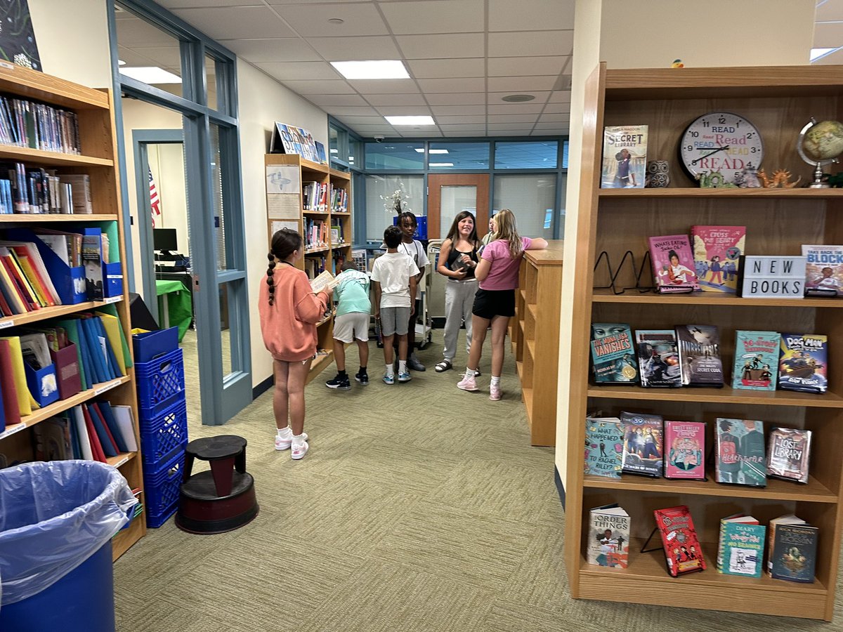Mr. Genova (@mrgenovaesms) on Twitter photo Our library is bustling with students eagerly searching for books on day two…inspirational and foundational to building literacy. <a href="/MrsCEastShore/">Dr. Perry Carlson</a> <a href="/MPSArtsandMedia/">Amy Perras</a> <a href="/MsBHumanities/">Sarah Harris Breuer</a> Our library is bustling with students eagerly searching for books on day two…inspirational and foundational to building literacy. <a href="/MrsCEastShore/">Dr. Perry Carlson</a> <a href="/MPSArtsandMedia/">Amy Perras</a> <a href="/MsBHumanities/">Sarah Harris Breuer</a>