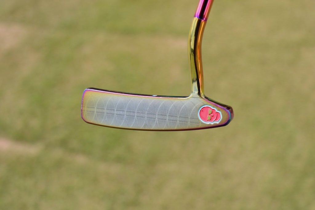 GolfWRX's tweet image. How about @PaigeSpiranac’s @swaggolfco putter 👀