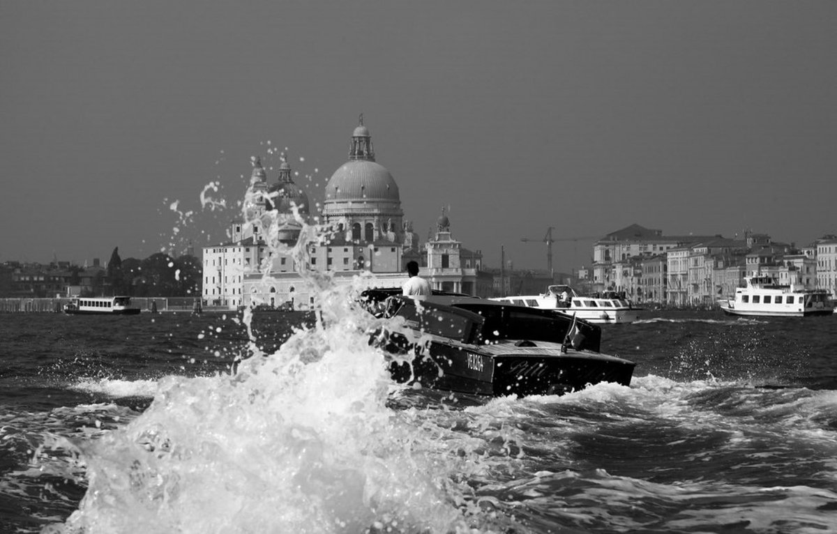 bayanalsadiq's tweet photo. Venice ♥️
#venice #italia #travelphotography https://t.co/7Tk1yO7GGe