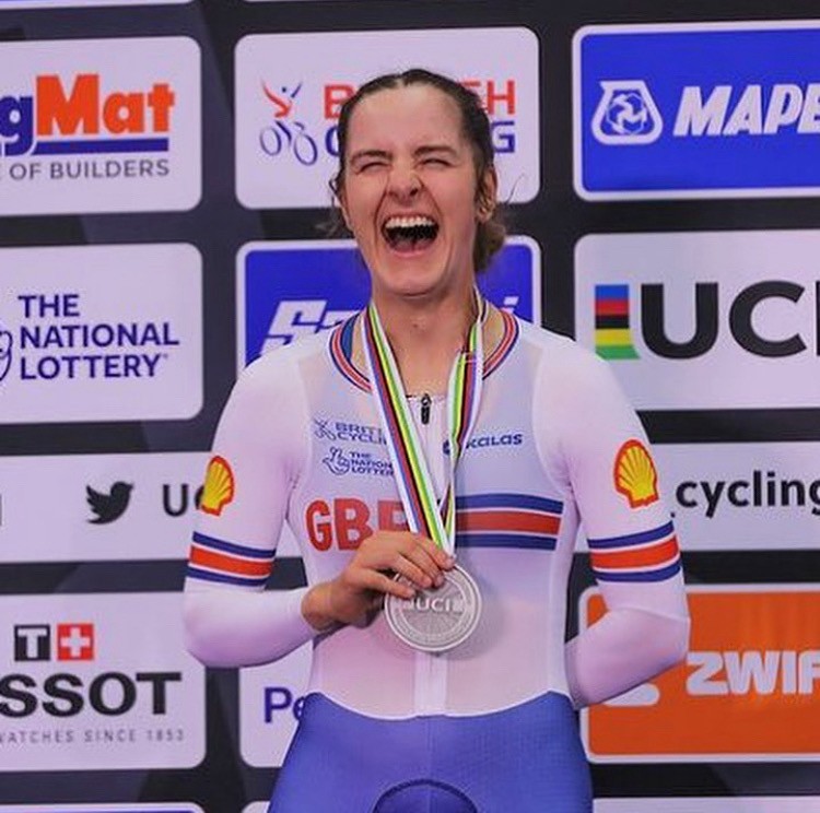 📷New C2 World Record for OM Daphne Schrager at the Paralympic Games today!

📷Daphne Schrager clocked an incredible 3:45.133 in the C1-3 3000m Individual Pursuit Qualifier.

📷This incredible performance has put Daphne through to the Gold Medal Race taking place at 15:41 today!