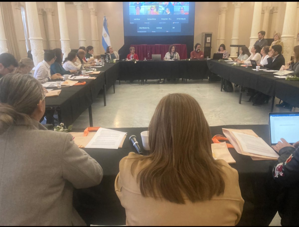 RosarioLPerez's tweet photo. Ayer @Inisa_Oficial participo en la asamblea de la REDIBAS (Red Iberoamericana de Aprendizaje y Servicio) realizada en el Palacio Sarmiento en Buenos Aires .Experiencias valiosas compartidas!! #AprendizajeServicio #ApS @Clayssdigital #redibas https://t.co/PHh2IY5HHN