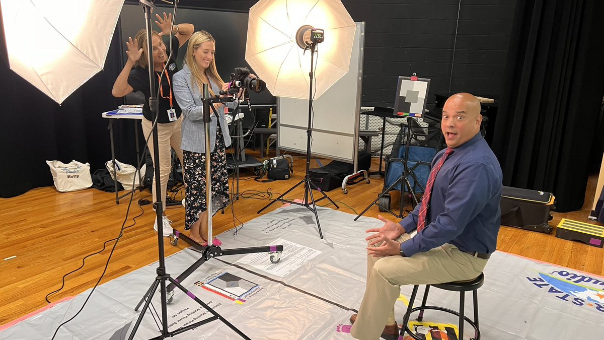 shanlon11's tweet photo. It’s Picture Day @HansonMiddleMA and we have some new team members! 😁@josh_belvis @MrsPietrasik @WH_Super #BackToSchool2024 #PictureDay https://t.co/sXopEucPXF