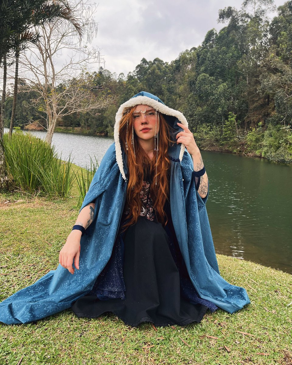 fadanena's tweet photo. Da Feira Medieval em Embu das Artes levei fotos de energia bucólica, dois enormes artesanatos de dragões, uma Ferroada e um licor de cappuccino feito por bruxas. 

10/10 - iria de novo https://t.co/eJI6Uzcba2