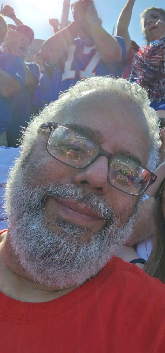 PatrickSeanF82's tweet image. My father in law @ricogarion has been missing for 24+ hrs. I’ve posted my wife’s FB post with pics. If you see him pls contact myself or Lackawanna PD. A missing person report has been made. Please repost #BillsMafia  many of you know Juan from the many post he makes on here.