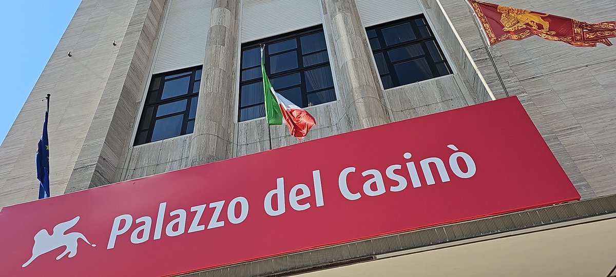 So far in Venice

1. Maria 7.5/10 - Stellar performance from Angelina Jolie as Maria Callas
2. Separated - 7/10 - Solid Errol Morris doc of Trumps border Policy
3. Poolja, Sir. 5/10

#VeniceFilmFestival