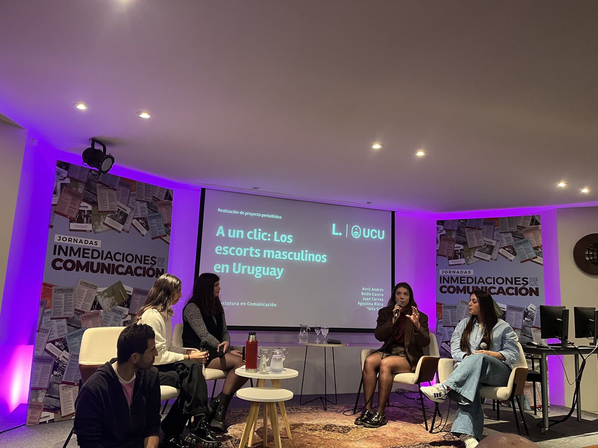 julieta + avril + belén + agustina 
egresadas de <a href="/UCUcomunicacion/">Lic. en Comunicación - UCU</a> exponen en las jornadas inmediaciones en la comunicación su proyecto de final de carrera. 
brillando ✨ como ya es habitual.
felicitaciones <a href="/belcastr0/">belén castro cassese</a>, <a href="/julietasafi/">Julieta</a>, avril andrés y agustina riera ☺️