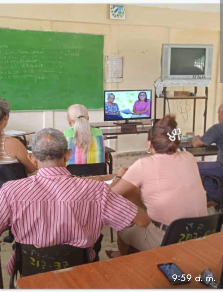 Se inicia en Chambas en la escuela Antonio Maceo la revista de capacitación  de la enseñanza de Historia, en las que participan los docentes de la especialidad
#Chambas
#CubaMined
#EducaciónChambas
#CubaViveSuHistoria