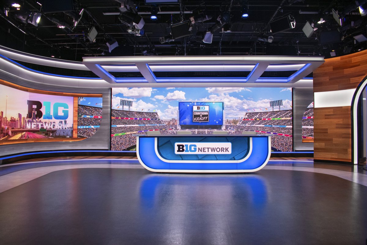 SVG_Brandon's tweet photo. New schools. New studio set. Remodeled at-home control rooms. New Olympic sports graphics package. New hires (behind and in front of the camera).  

The 18th year of the @BigTenNetwork may be its most significant one since its first.  

MORE: https://t.co/HMmuM2SlOq https://t.co/X30iJS5Ihy