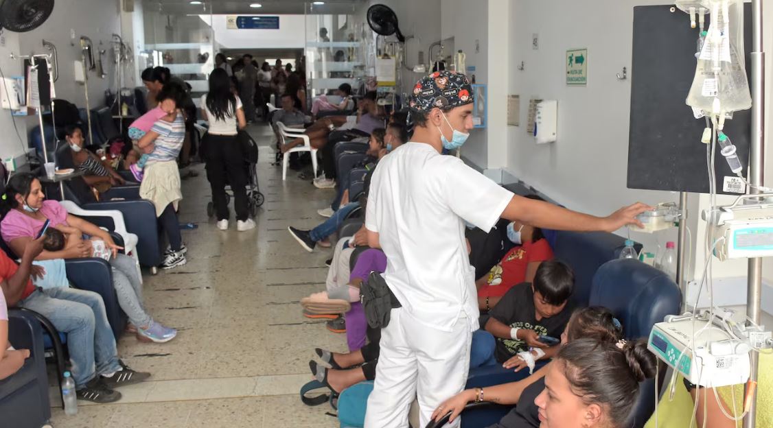 Crisis de la salud “La vida de miles de pacientes con enfermedades huérfanas peligra”: denuncian falta de recursos para presupuestos máximos en el país: Desarrollo noticia 👉 acortar.link/ObeUir

#Crisisdelasalud #enfermedadeshuérfanas #enhuporlasalud