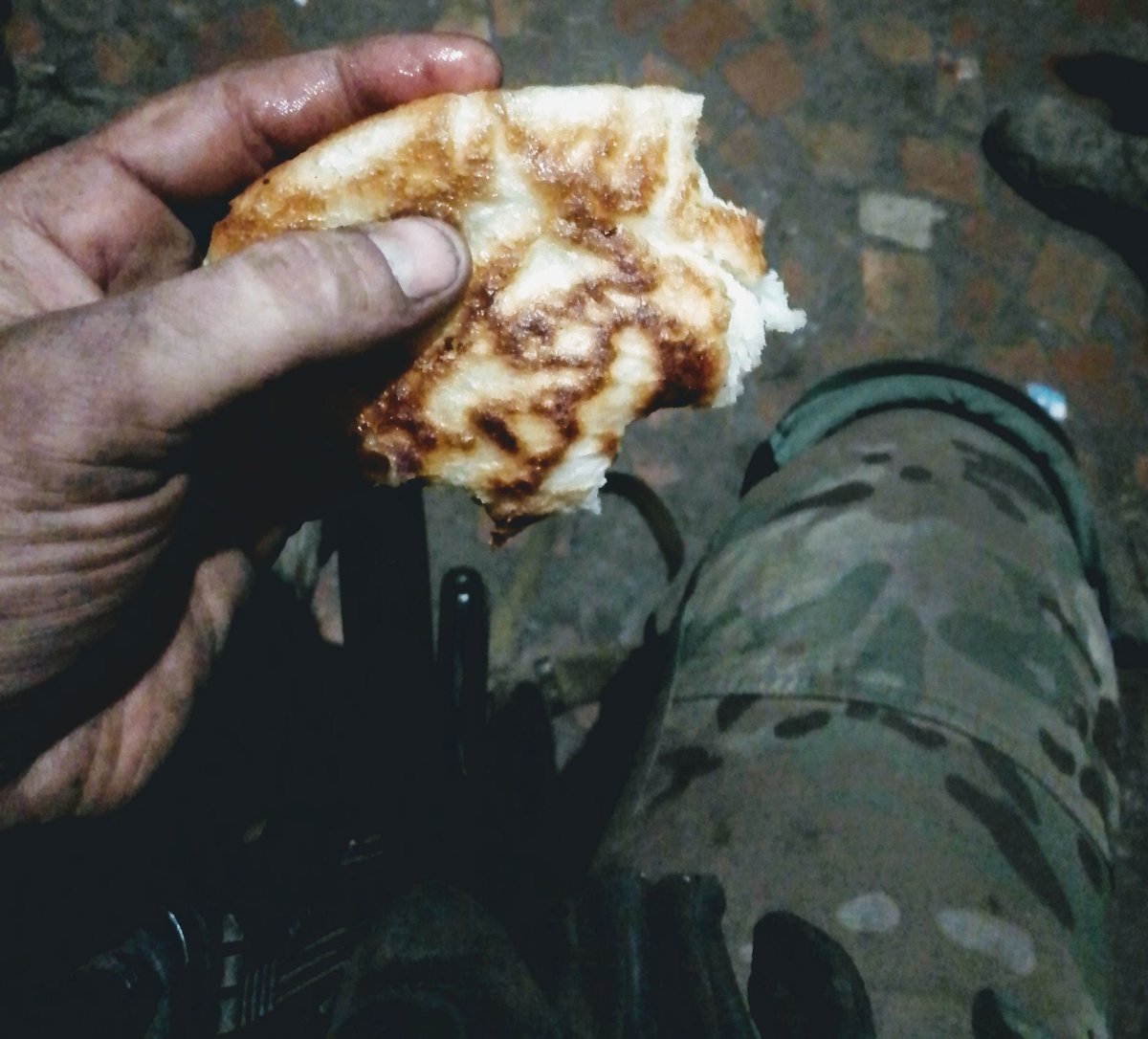 А ще в сьогоднішній день хочеться згадати пана <a href="/daniil_donetsk/">Даніїл з МІСТА ГЕРОЯ МАРІУПОЛЬ</a>. Людина з якою не була ніколи знайома, але яка стала прикладом весною 2022 року і за яку болить весь цей час. Сафонов Даніїл з міста Героя Маріуполя 💔

Честь.