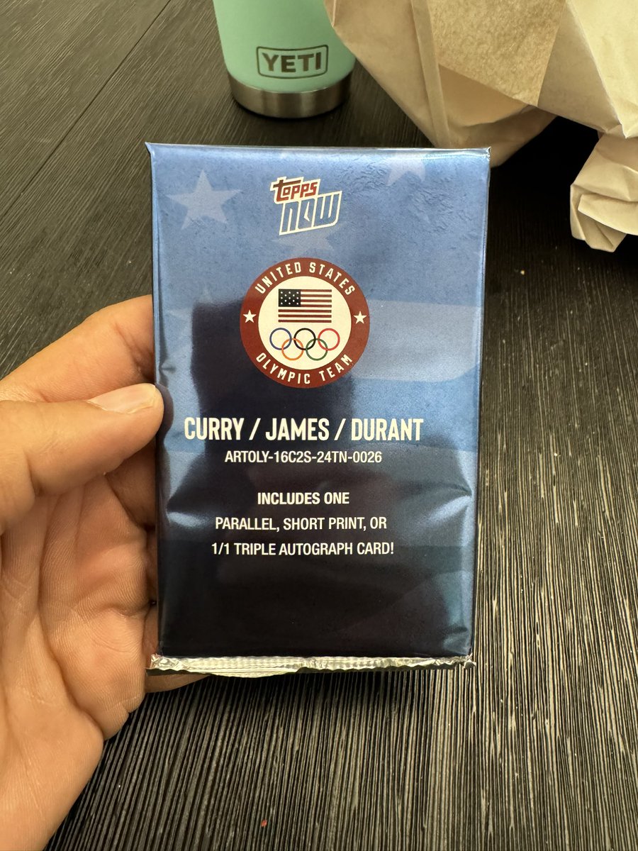 HaythemDC's tweet image. Should I rip it? @Topps