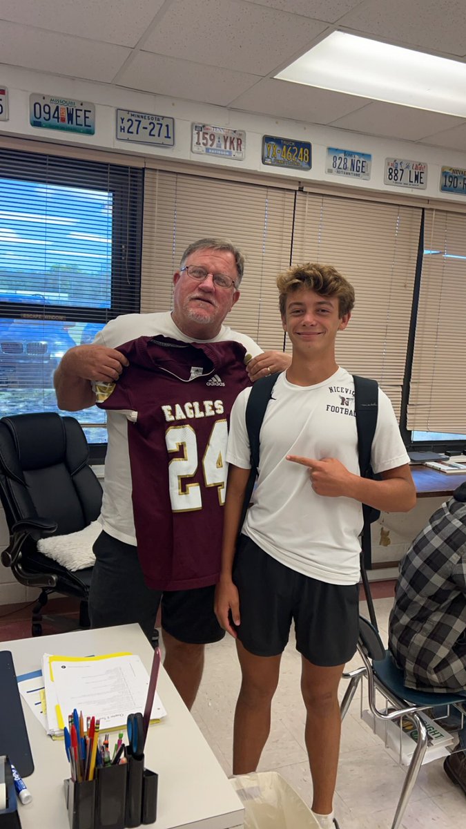 Jersey day tomorrow. Thank you Coach Taylor! <a href="/FLCoachT/">Grant Thompson</a> <a href="/Niceville_FB/">Niceville Football</a> <a href="/NHS_Eagles_FB/">Niceville Football Recruiting</a>